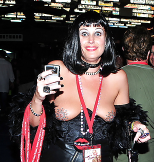 The Housewife 191 #8451370