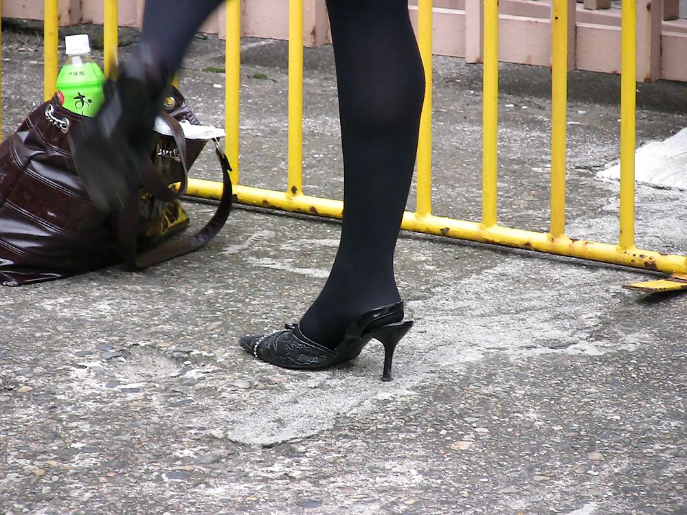 Japanese Candids - Feet on the Street 04 #3528958