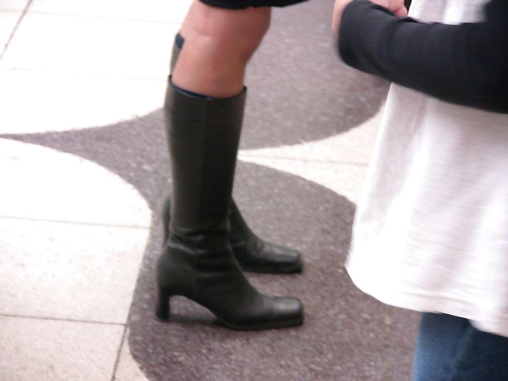 Japanese Candids - Feet on the Street 04 #3529004