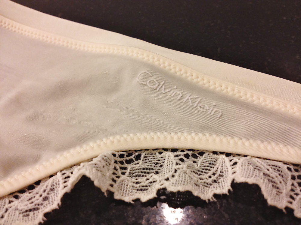 Calvin Klein Weißen Spitzen-String #9179839