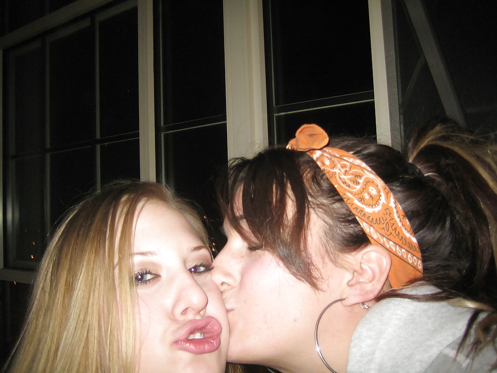 The female kiss! #16523032