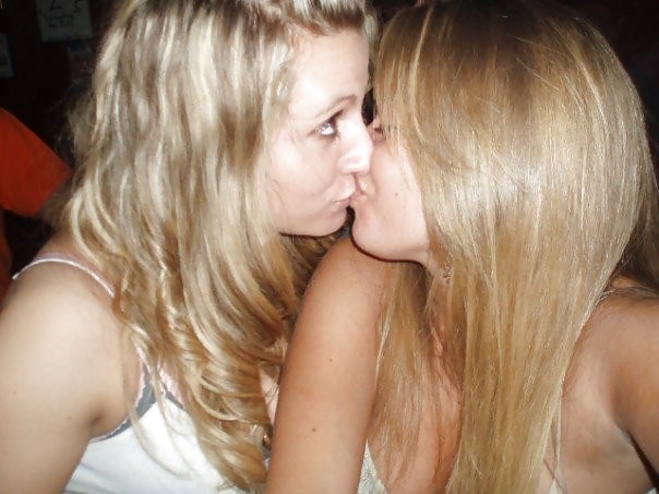 The female kiss! #16523043