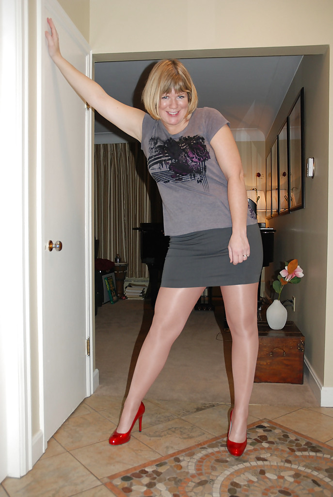 Milfs in pantyhose part two #11299671