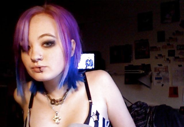 Hot Emo Cam Girl #5472053