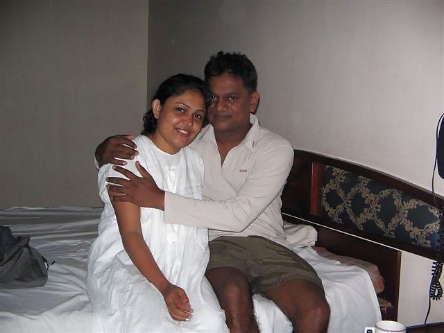 Pareja india recién casada ( desi )
 #7473618
