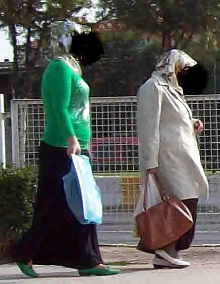 Turbanlilar-Turkish Hijab Girls on streets #9643494