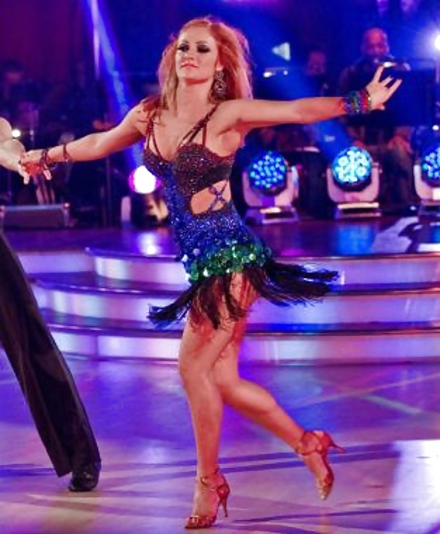 Aliona Sexe Vilani Redhaired Danseur #12257613