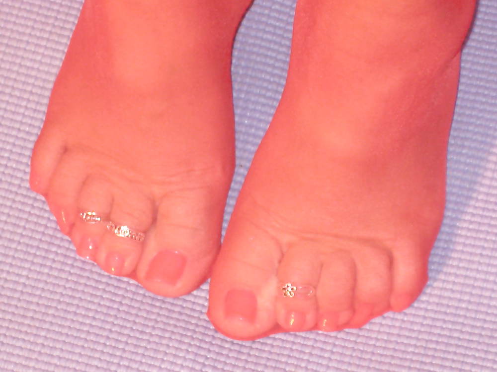 Sexy pies de nylon dedos de los pies
 #12468935