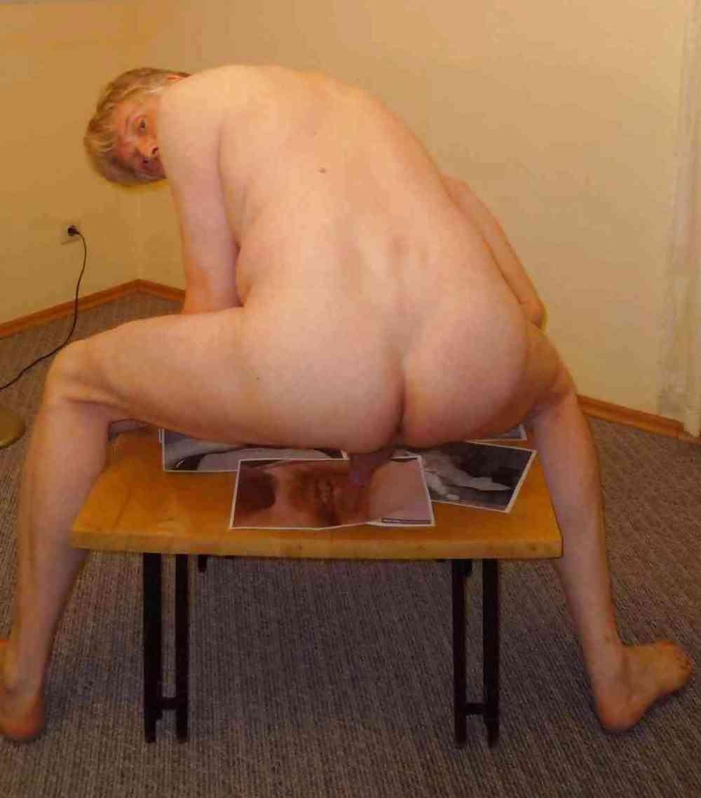 Only from behind! #19831746