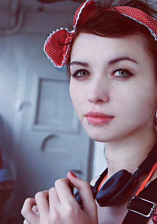 Bella femmina russa - fidati dei tuoi occhi e del tuo cazzo
 #20167960