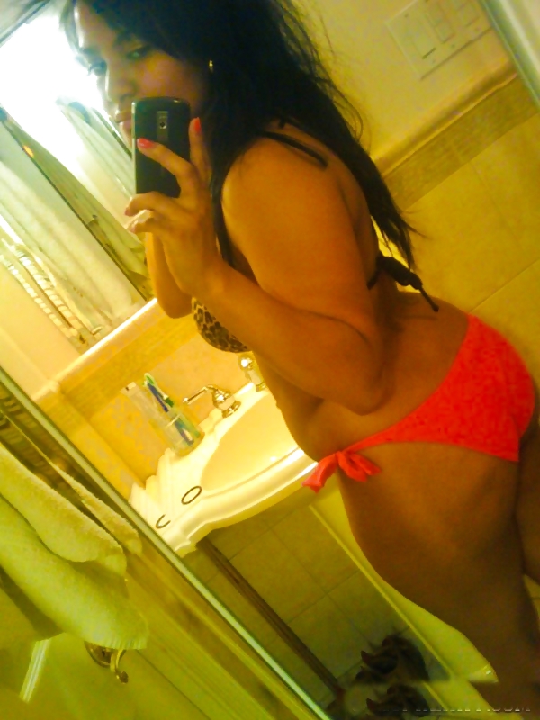 Take a pic of your ass and send it to me #14582219
