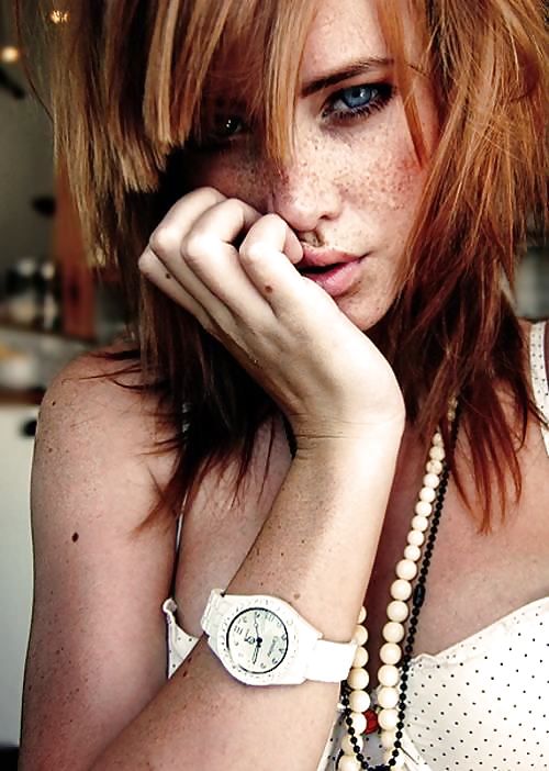 Pelirroja 3
 #6526614