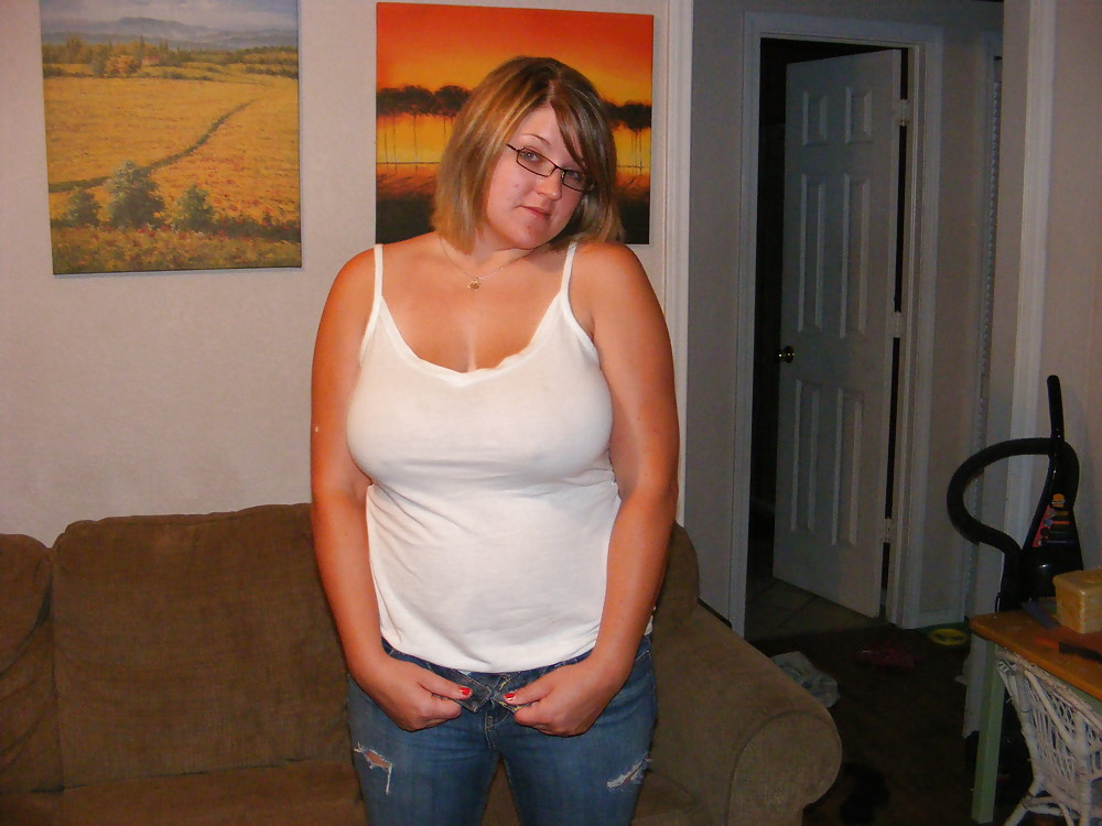 Big Tit Nerdy Housewife  #7369725