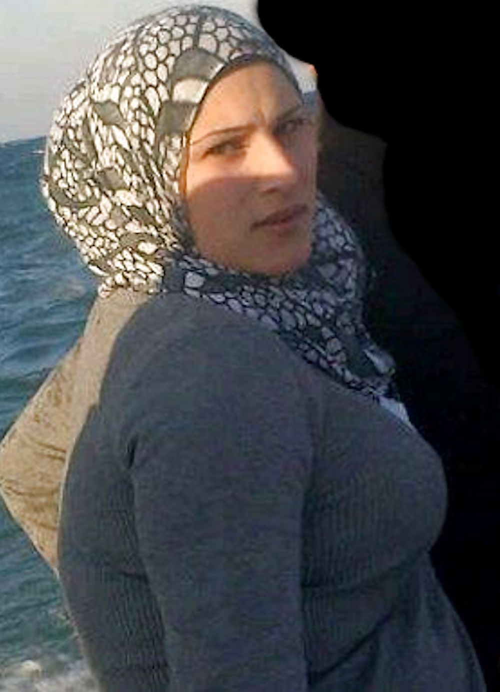 巨乳のアラブ人女性
 #10805923