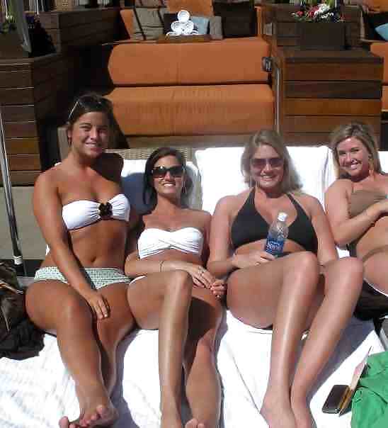 Girls in Groups 25 #8902927