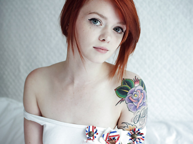 Redhead Scottish Lass - Mojitog #18595005