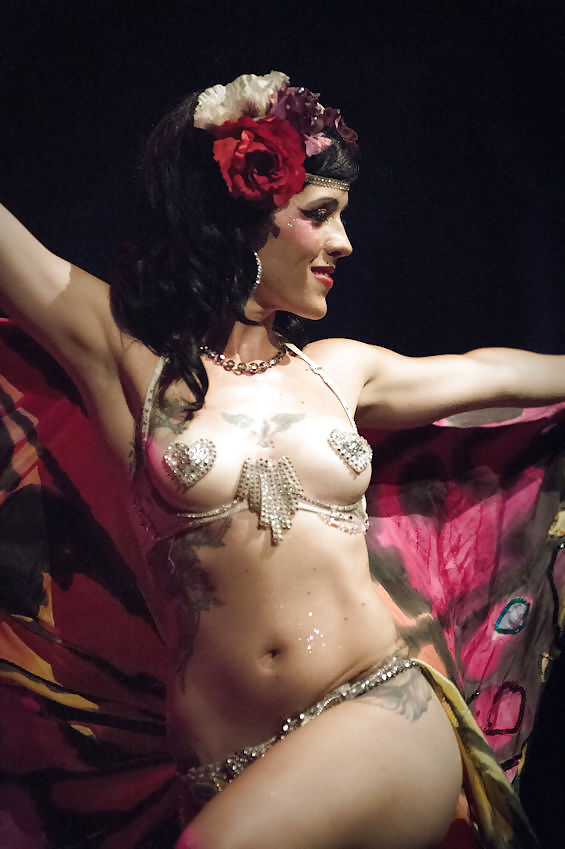 Burlesque sluts #9941256