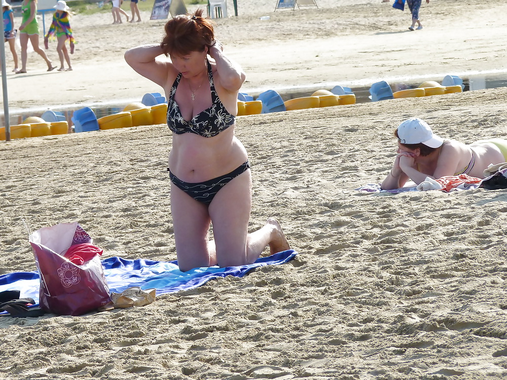 Russische Frauen Am Strand! #17912387