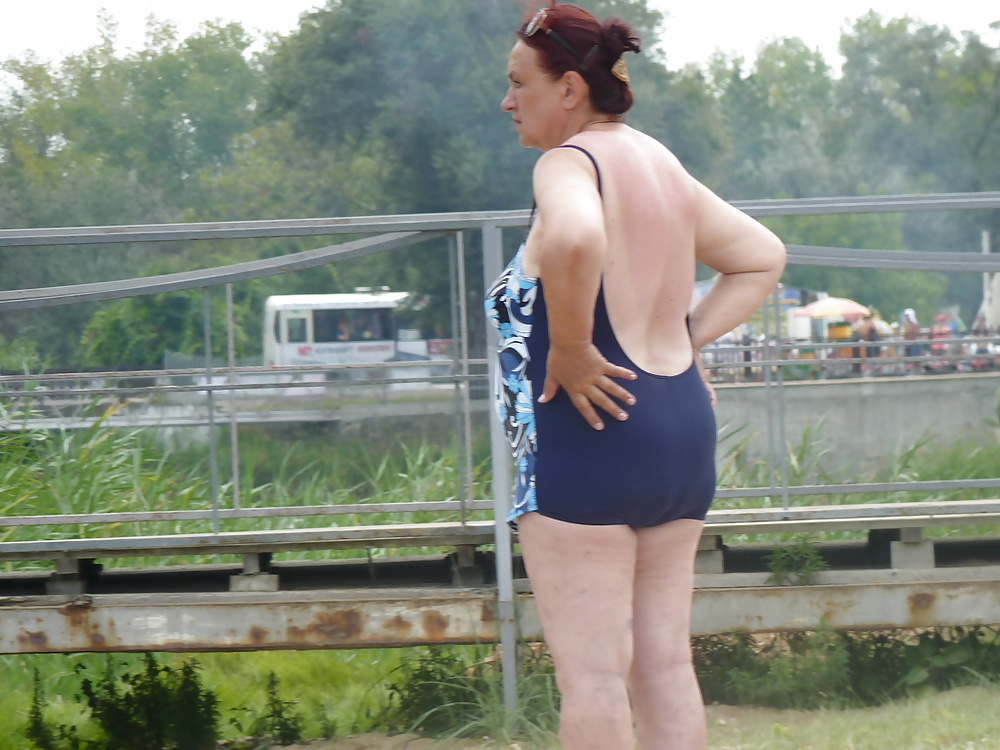 Russische Frauen Am Strand! #17912394