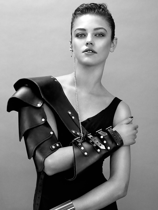 フェティッシュな国家....
 #15861680