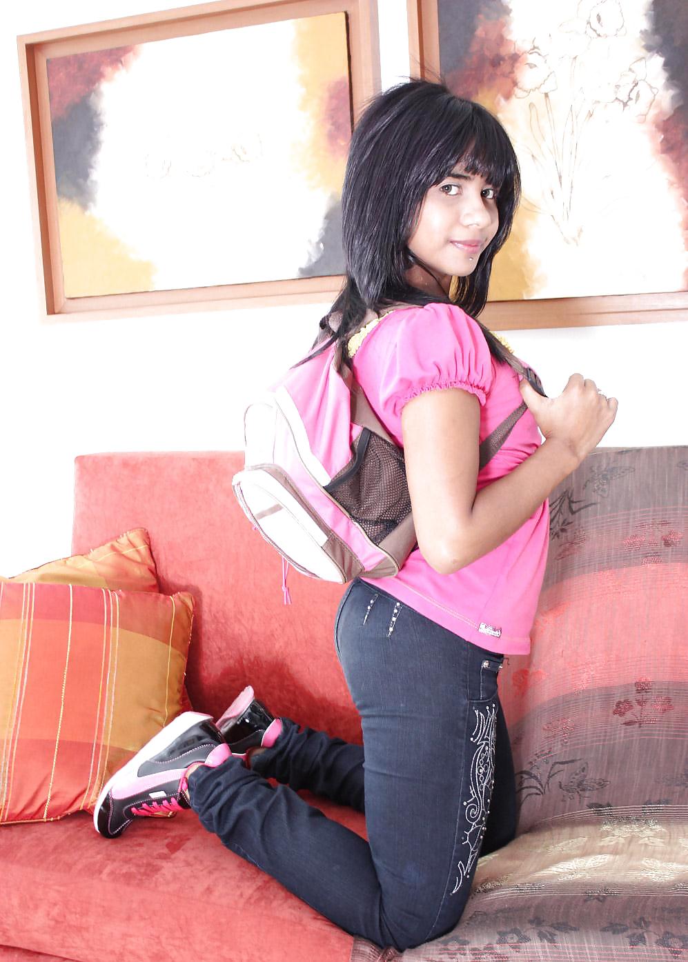 Charming tobie - complacer a un hombre
 #4737378
