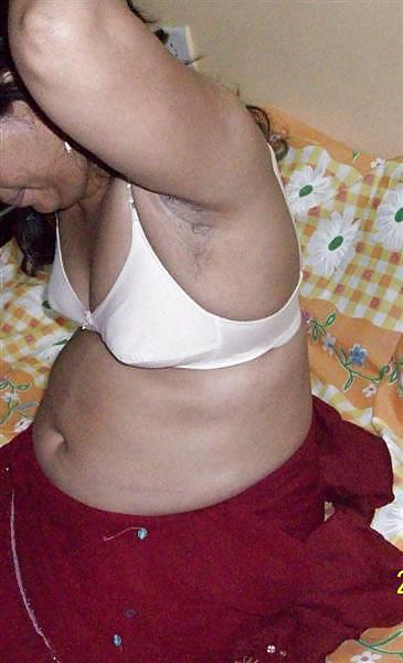 Indian aunty stripping 1 #2873597