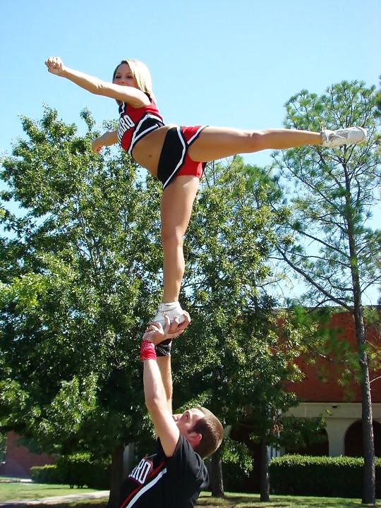 Cheerleaders
 #5282244