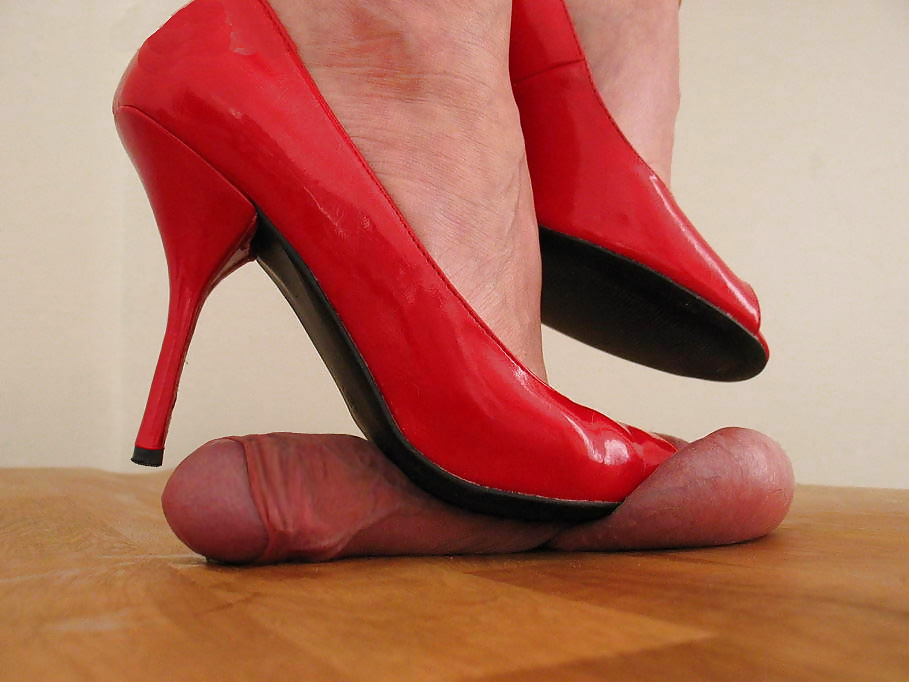 Several ways to love a high heel #4373039