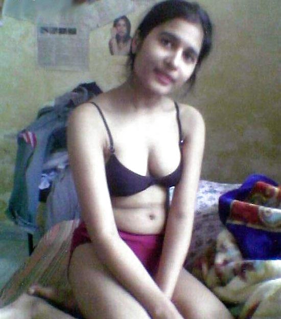 Fille Indienne Exposant #19670558