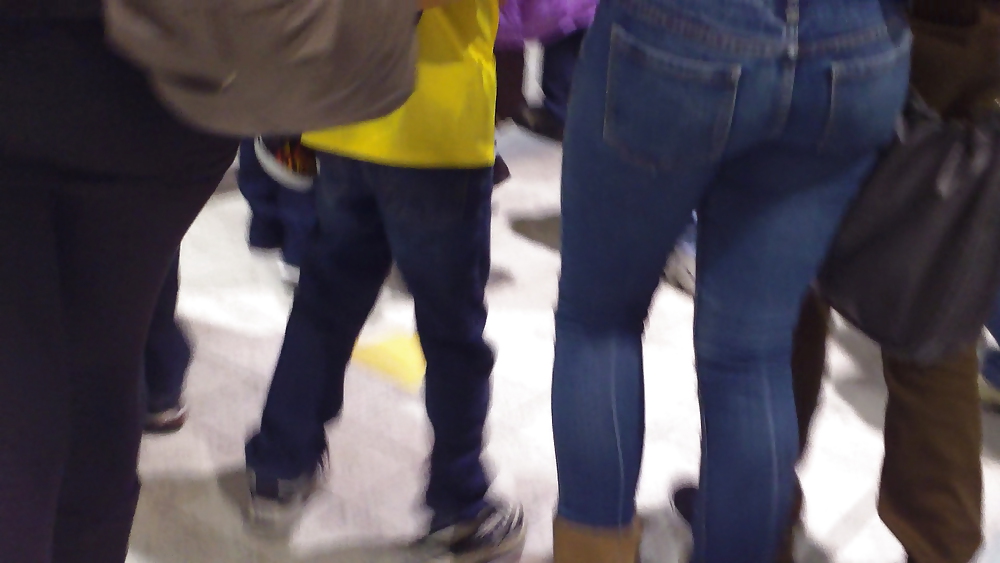 Beautiful girls butts & ass in jeans  #7562461