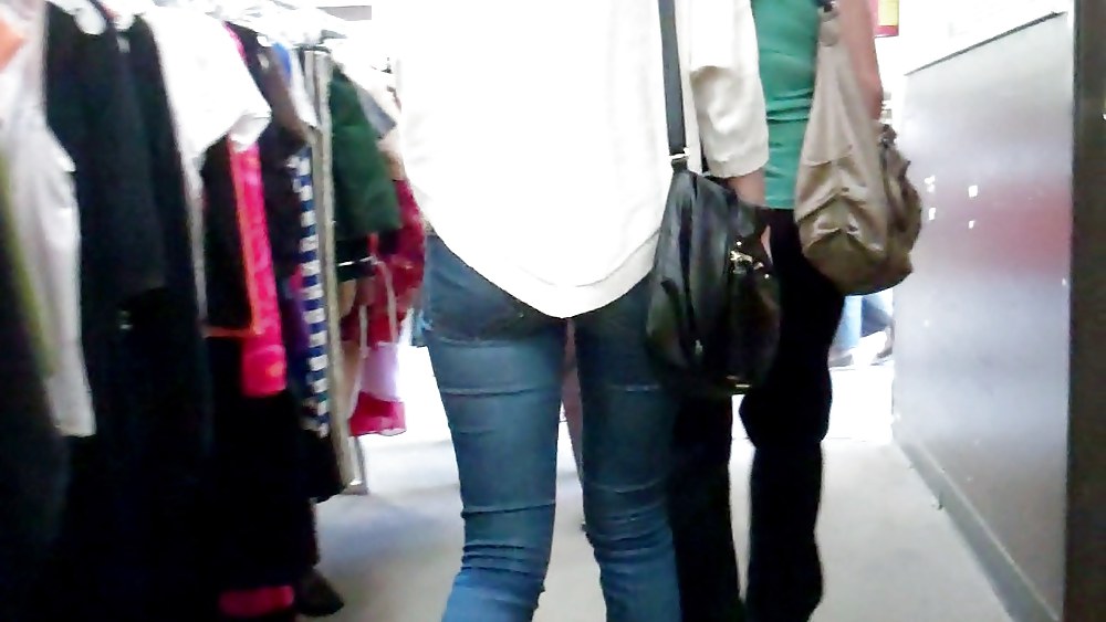 Beautiful girls butts & ass in jeans  #7562574