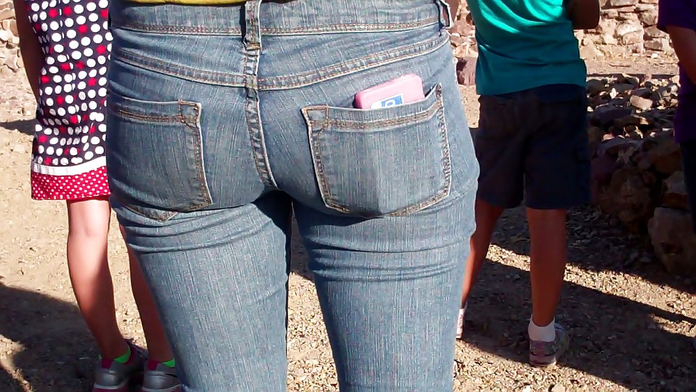 Beautiful girls butts & ass in jeans  #7563131