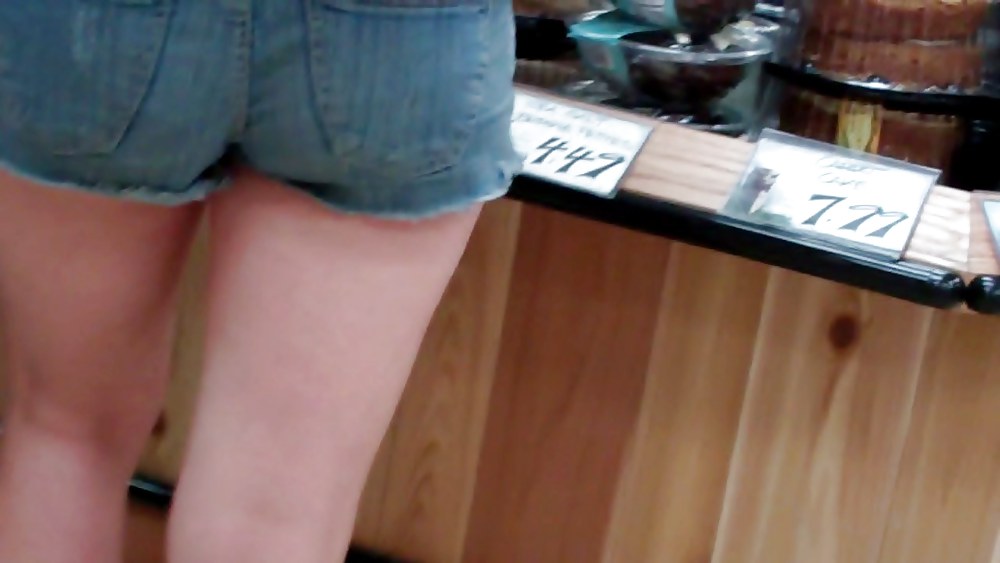Beautiful girls butts & ass in jeans  #7563598