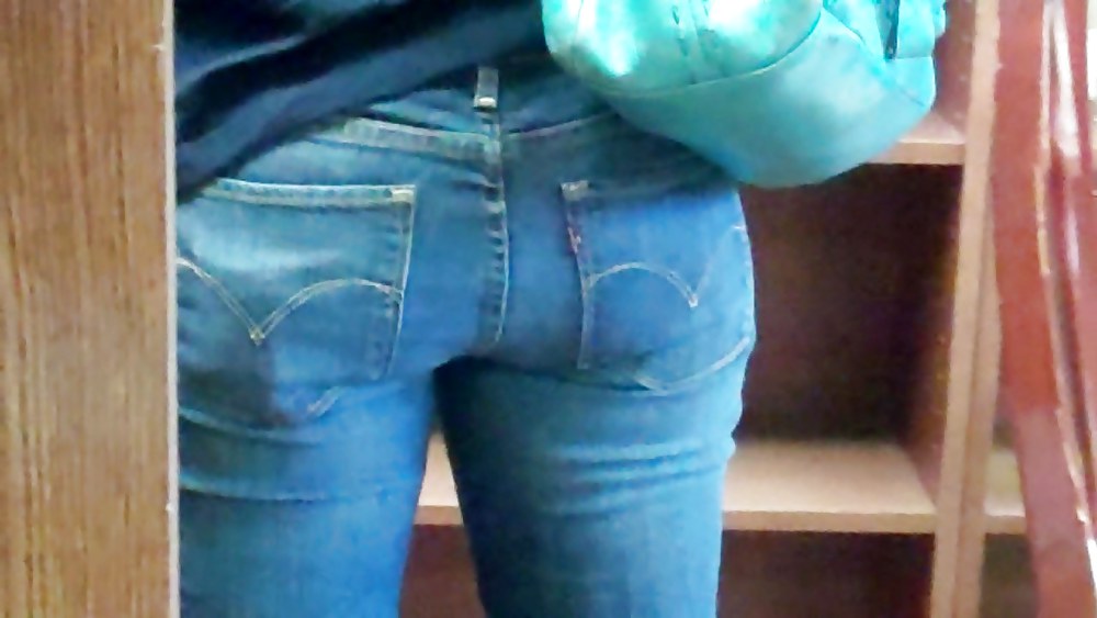 Beautiful girls butts & ass in jeans  #7564479