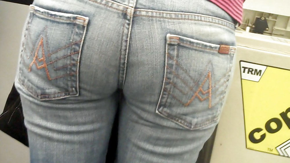 Beautiful girls butts & ass in jeans  #7566049
