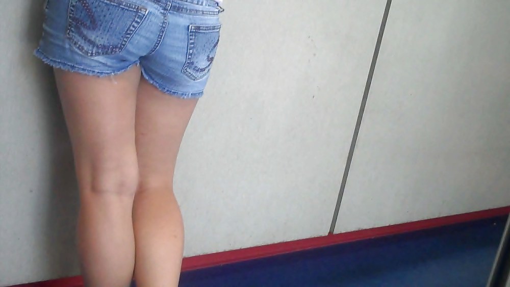 Beautiful girls butts & ass in jeans  #7566070