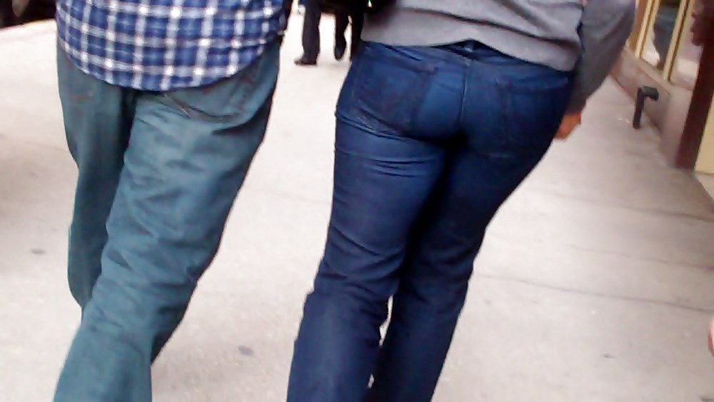 Beautiful girls butts & ass in jeans  #7566380