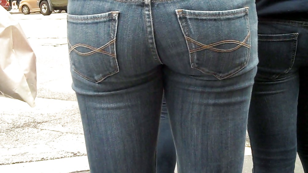 Beautiful girls butts & ass in jeans  #7566395