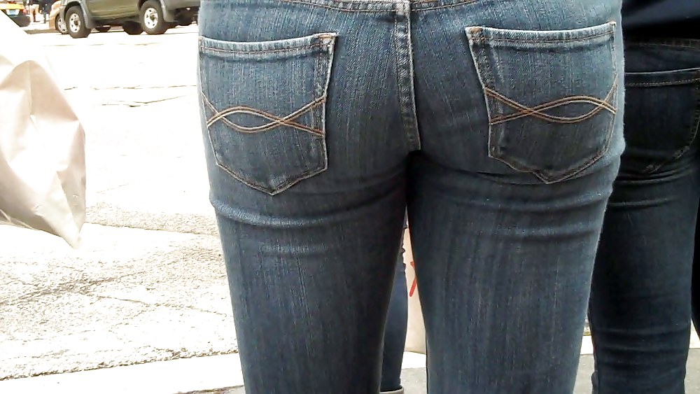 Beautiful girls butts & ass in jeans  #7566494
