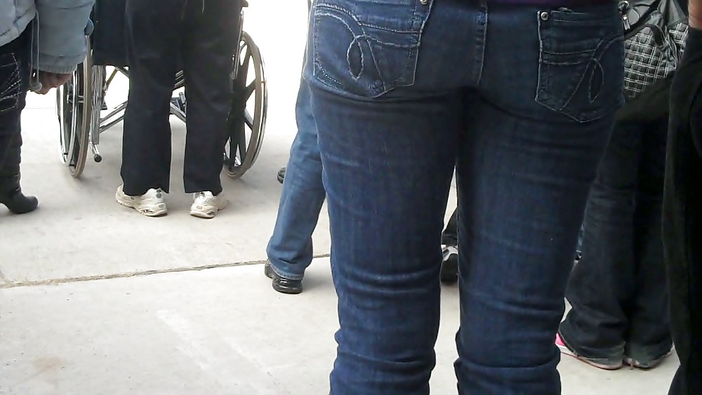 Beautiful girls butts & ass in jeans  #7566609