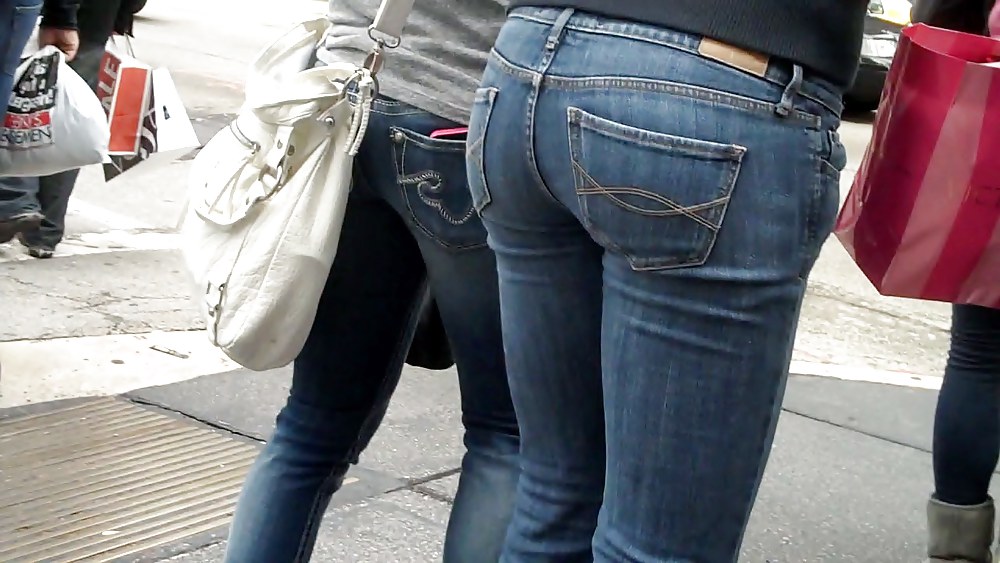 Beautiful girls butts & ass in jeans  #7566635