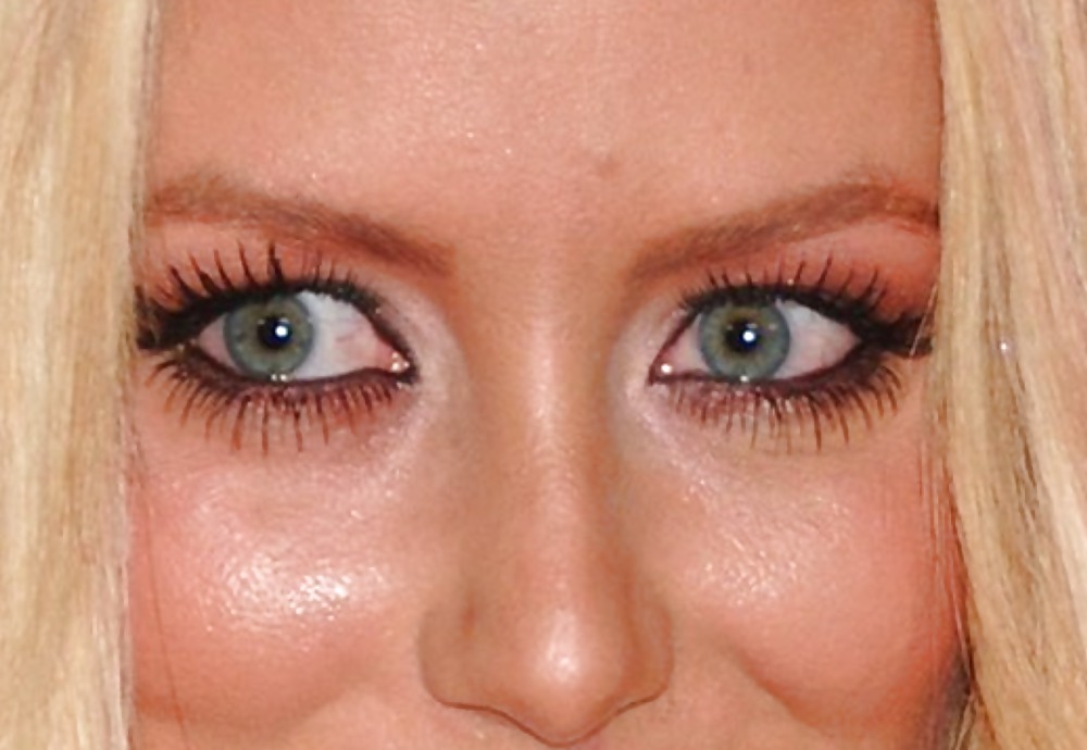 Yeux De Célébrités #17338678