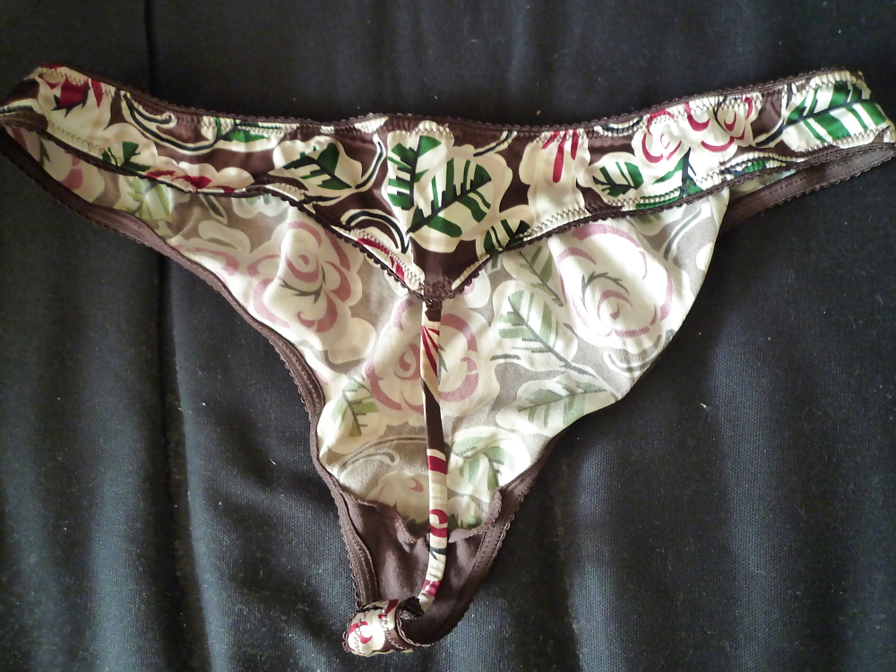 Mes strings et culotte achetes
 #22741122