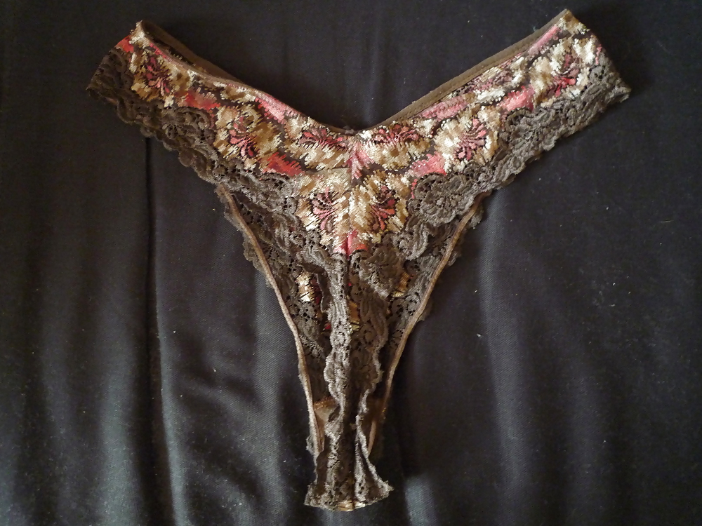 Mes strings et culotte achetes #22741139