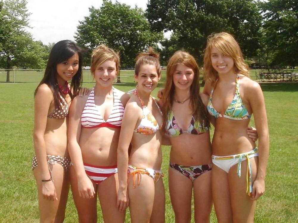 Lo mejor de las chicas en bikini 14
 #2022211
