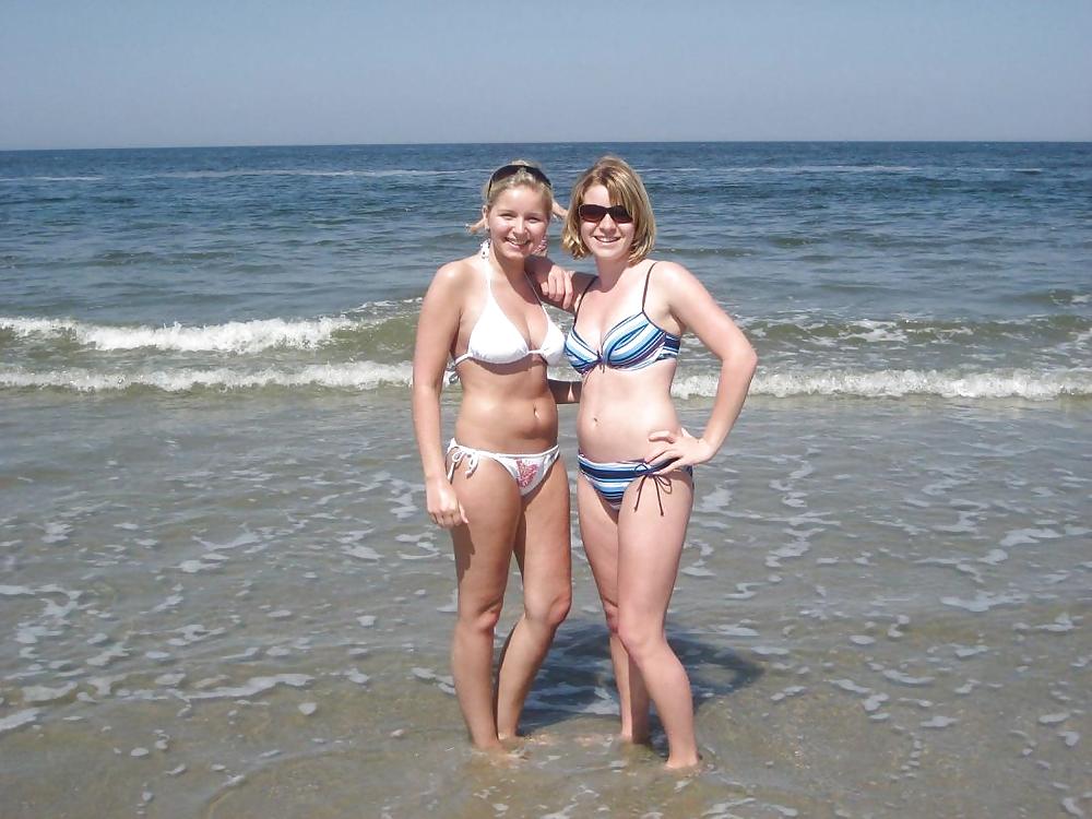 Lo mejor de las chicas en bikini 14
 #2022784