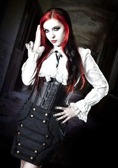 Gothic Beauty #10252546