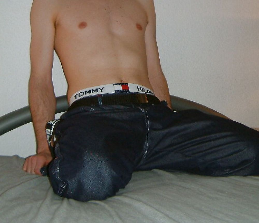 Ich mit meiner webcam bilder auf  Bett von mir mein schwanz  #9975496