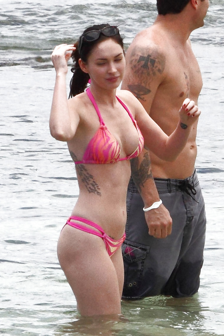 Megan Fox Pink Bikini at the beach in Hawaii #4228537