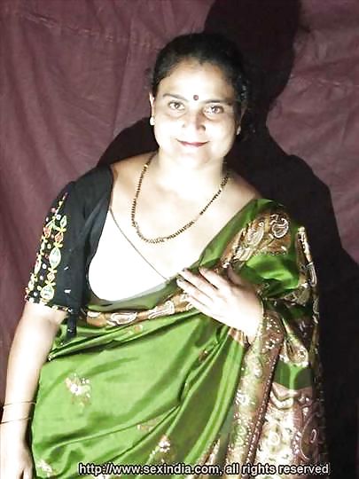 Indian Aunty 145 #18367699